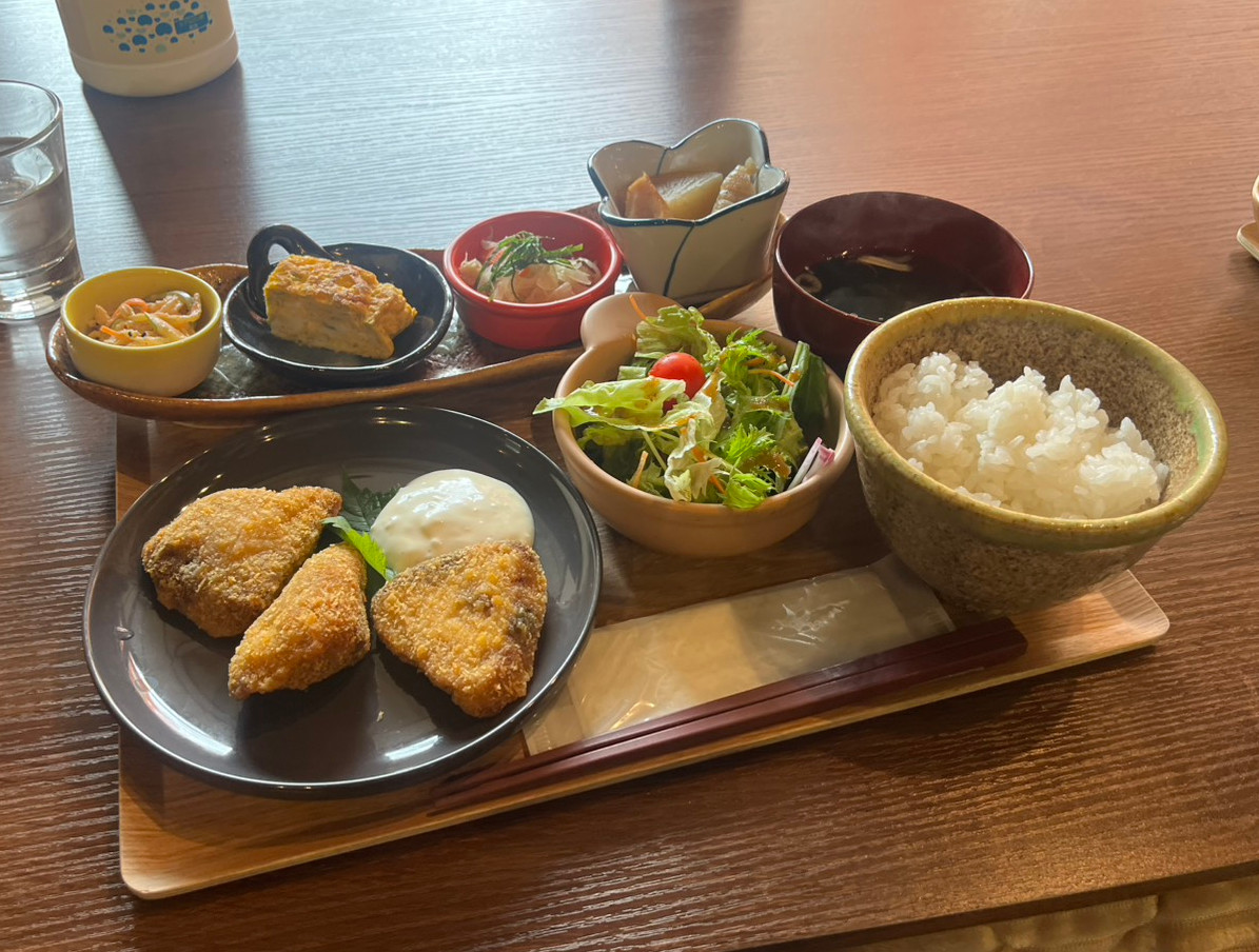 にぎ和伊カフェむろいし